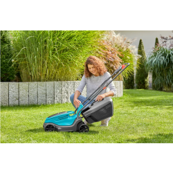 GARDENA Akumulatorowa kosiarka PowerMax 30/18V P4A – zestaw, 14630-20